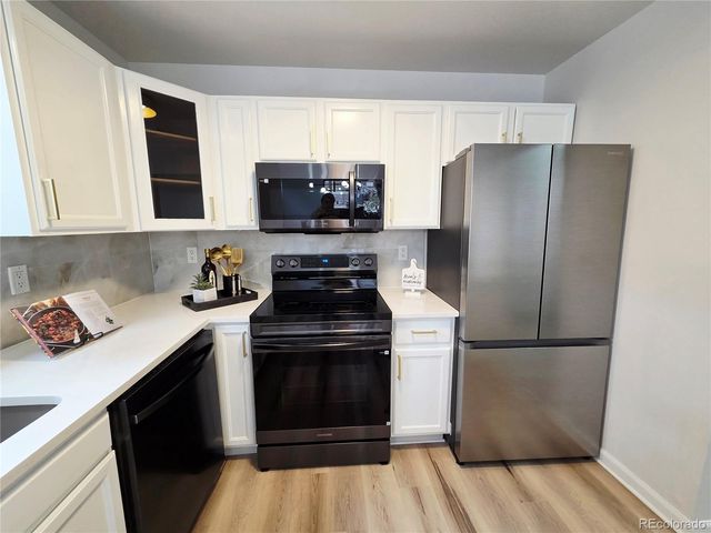 10950 W Florida Avenue 304, Lakewood, CO 80232