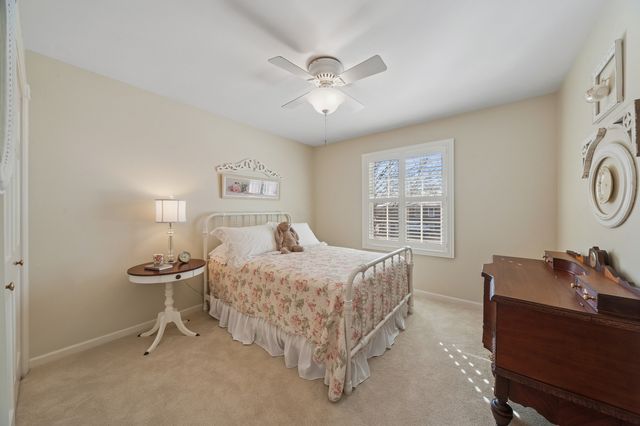 706 Cherry Court, Itasca, IL 60143