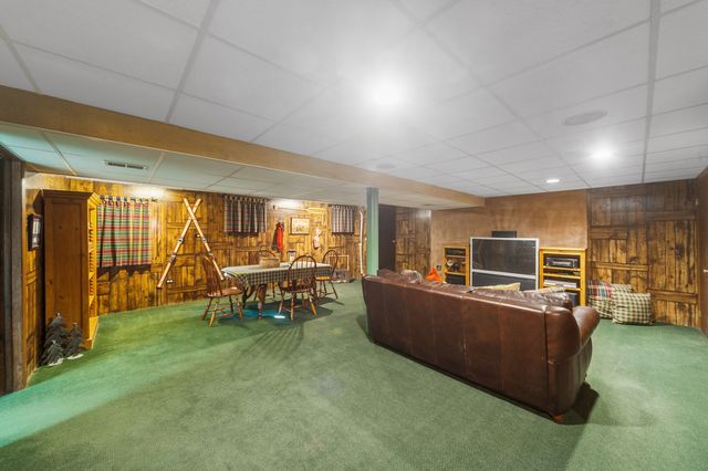 706 Cherry Court, Itasca, IL 60143