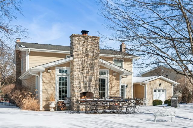 706 Cherry Court, Itasca, IL 60143