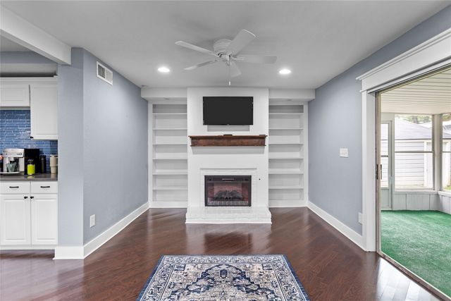 4316 Kenwood Court, Fort Worth, TX 76103