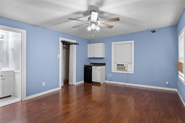 4316 Kenwood Court, Fort Worth, TX 76103