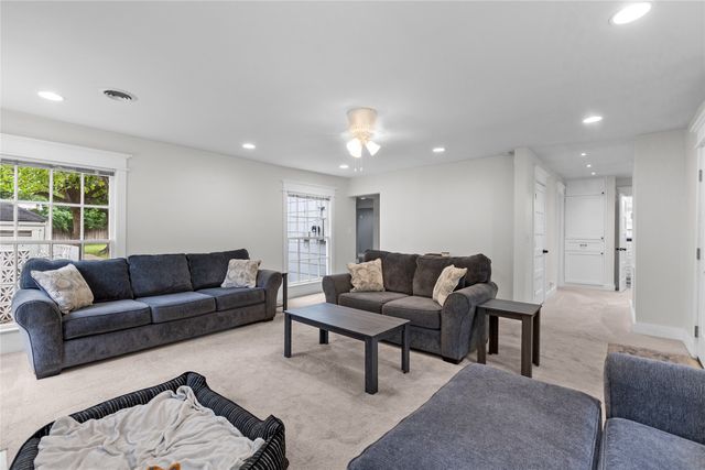 4316 Kenwood Court, Fort Worth, TX 76103