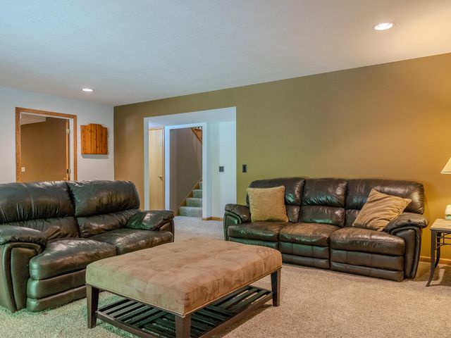 8484 24th Avenue, Jenison, MI 49428