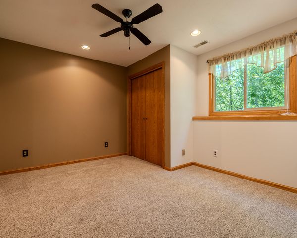 8484 24th Avenue, Jenison, MI 49428