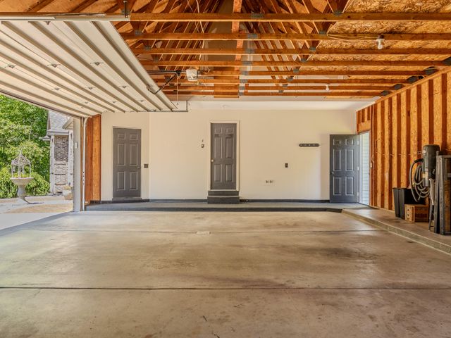 8484 24th Avenue, Jenison, MI 49428