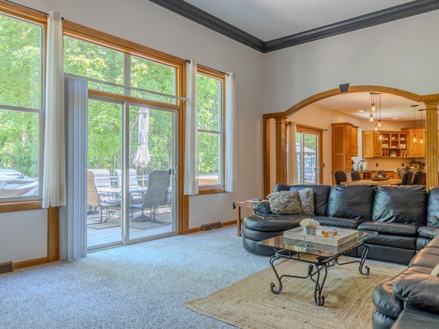 8484 24th Avenue, Jenison, MI 49428