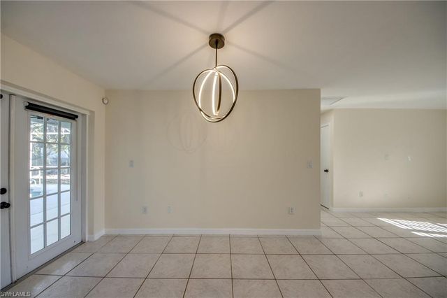 110 SE 13th PL, Cape Coral, FL 33990