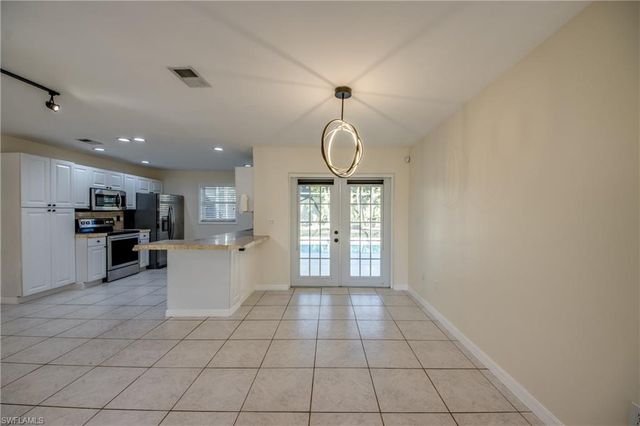 110 SE 13th PL, Cape Coral, FL 33990