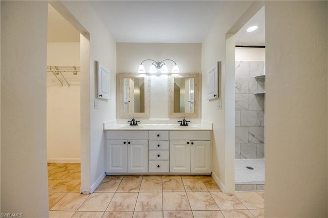 110 SE 13th PL, Cape Coral, FL 33990