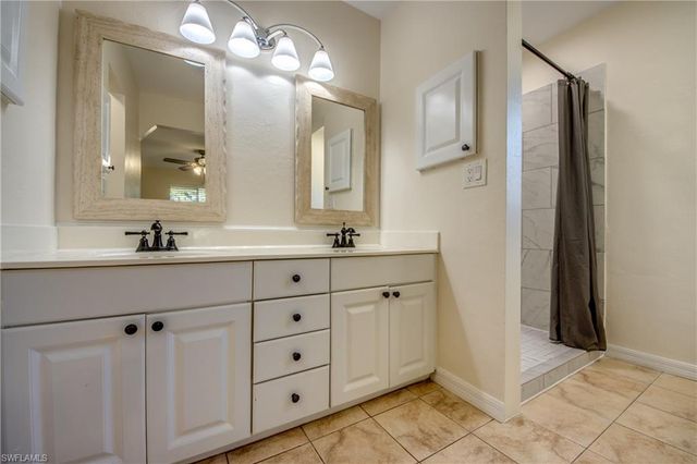 110 SE 13th PL, Cape Coral, FL 33990