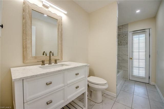 110 SE 13th PL, Cape Coral, FL 33990