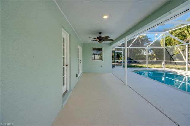 110 SE 13th PL, Cape Coral, FL 33990