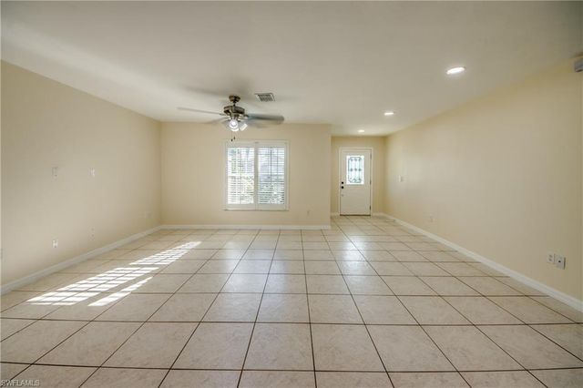 110 SE 13th PL, Cape Coral, FL 33990