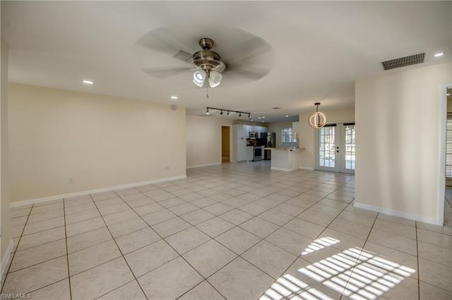 110 SE 13th PL, Cape Coral, FL 33990