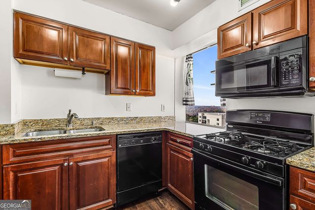 2479 Peachtree Road NE APT 1716, Atlanta, GA 30305