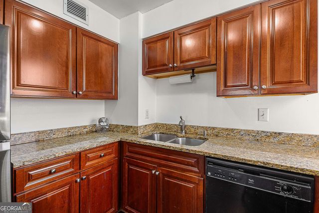 2479 Peachtree Road NE APT 1716, Atlanta, GA 30305