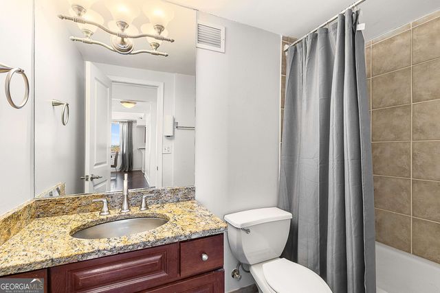 2479 Peachtree Road NE APT 1716, Atlanta, GA 30305