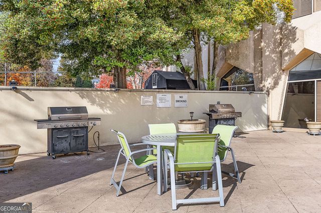 2479 Peachtree Road NE APT 1716, Atlanta, GA 30305