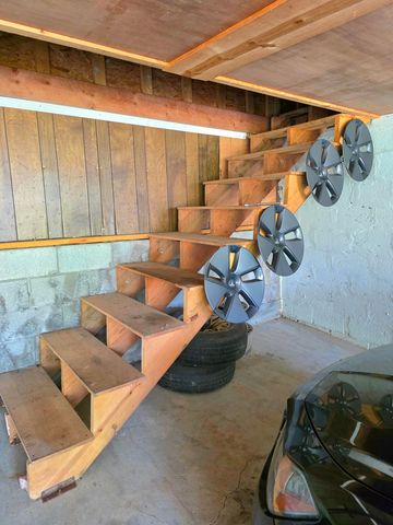 809 N Oakwood Street, Rossville, GA 30741