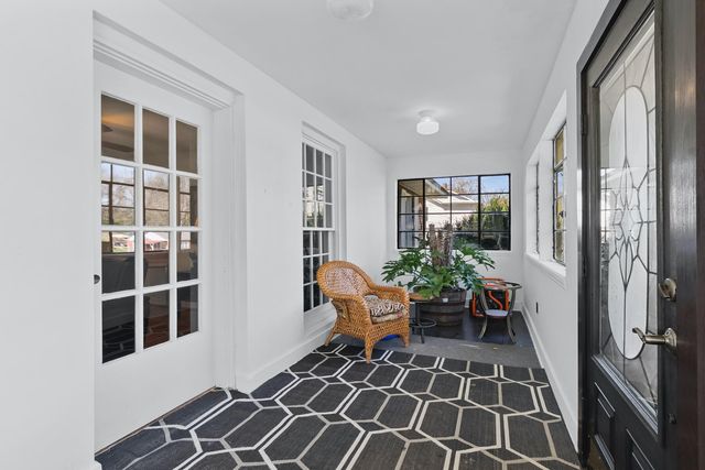 809 N Oakwood Street, Rossville, GA 30741