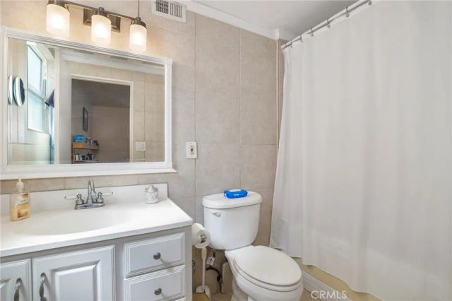 233 Kanan, Oak Park, CA 91377