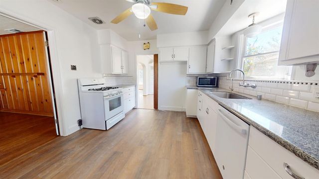 1481 N Adoline, Fresno, CA 93728