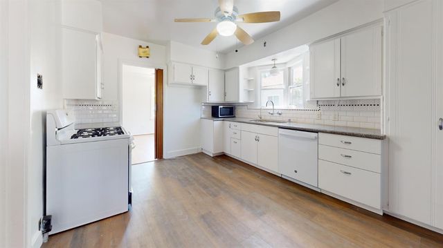 1481 N Adoline, Fresno, CA 93728