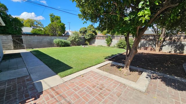 1481 N Adoline, Fresno, CA 93728