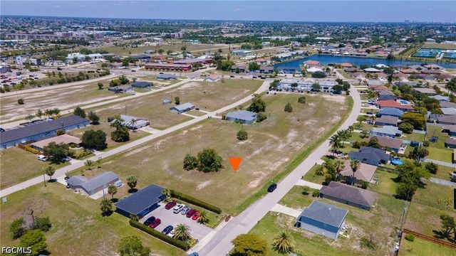 625 & 621 SW 4th ST, Cape Coral, FL 33991