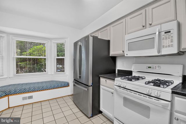 7589 CHRISLAND CV, Falls Church, VA 22042