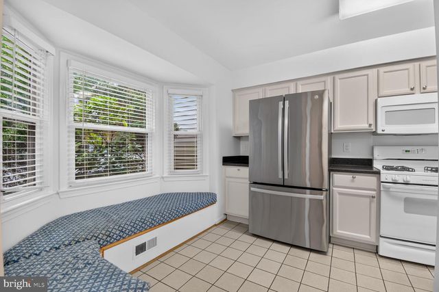 7589 CHRISLAND CV, Falls Church, VA 22042