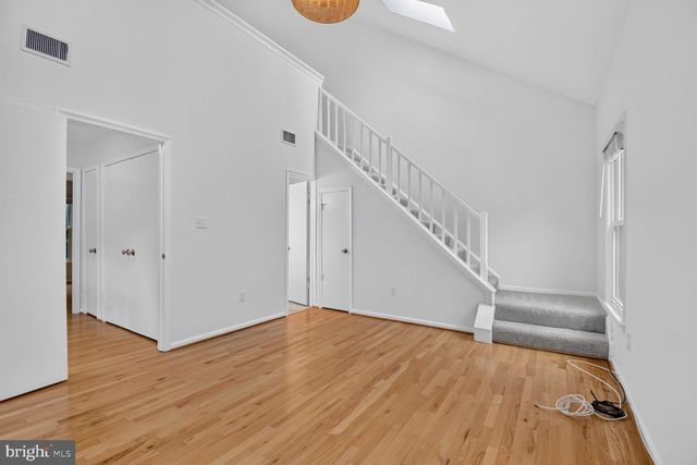 7589 CHRISLAND CV, Falls Church, VA 22042