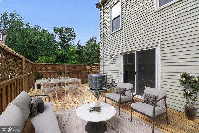 7589 CHRISLAND CV, Falls Church, VA 22042