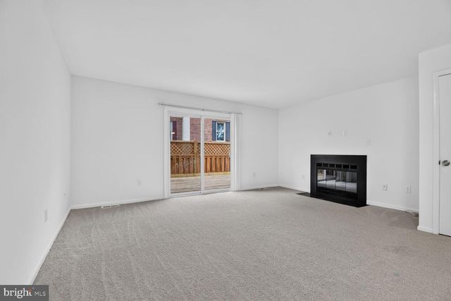 7589 CHRISLAND CV, Falls Church, VA 22042