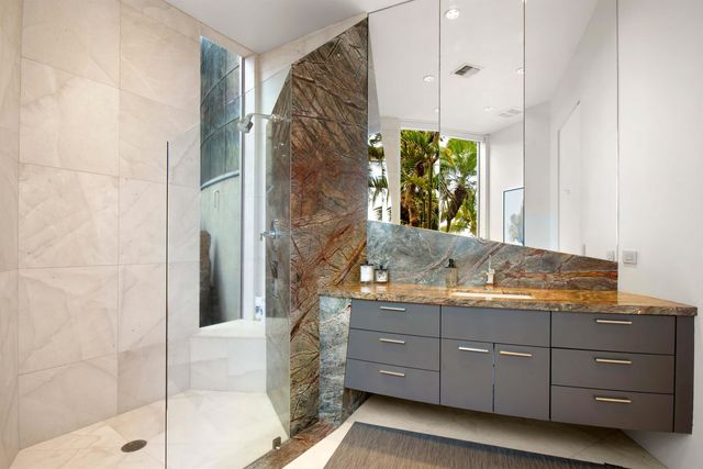 5050 Makena Rd, Kihei, HI 96753