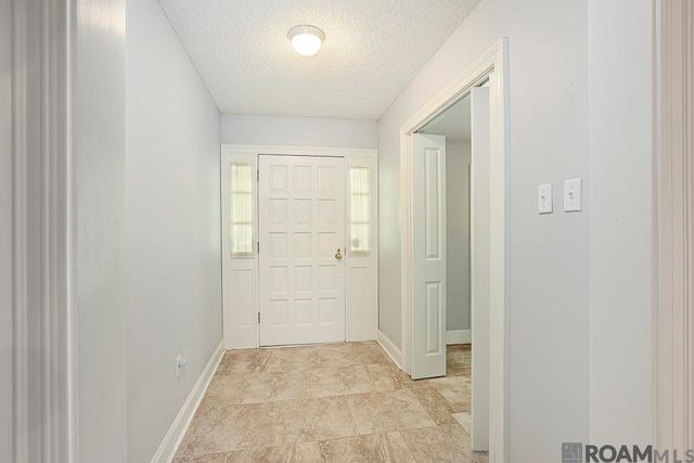 18202 Sheridane Ct, Greenwell Springs, LA 70739