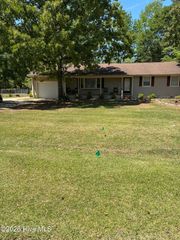 109 Bells Court, Havelock, NC 28532