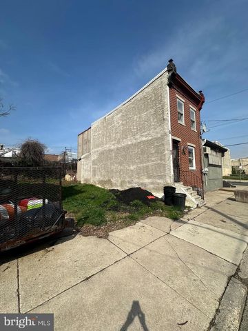 2305 W SERGEANT ST, Philadelphia, PA 19132