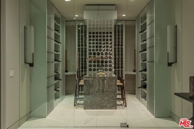 9150 Oriole Way, Los Angeles, CA 90069