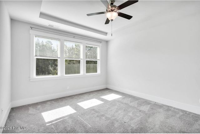 304 Edgewater Way, Holly Ridge, NC 28445
