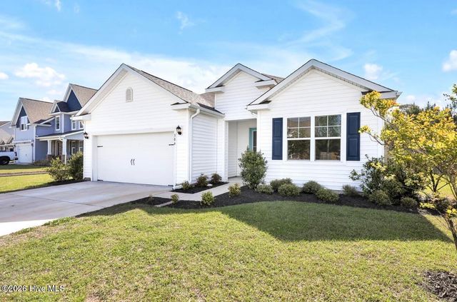 304 Edgewater Way, Holly Ridge, NC 28445