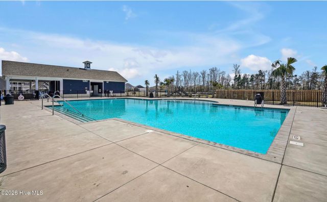 304 Edgewater Way, Holly Ridge, NC 28445