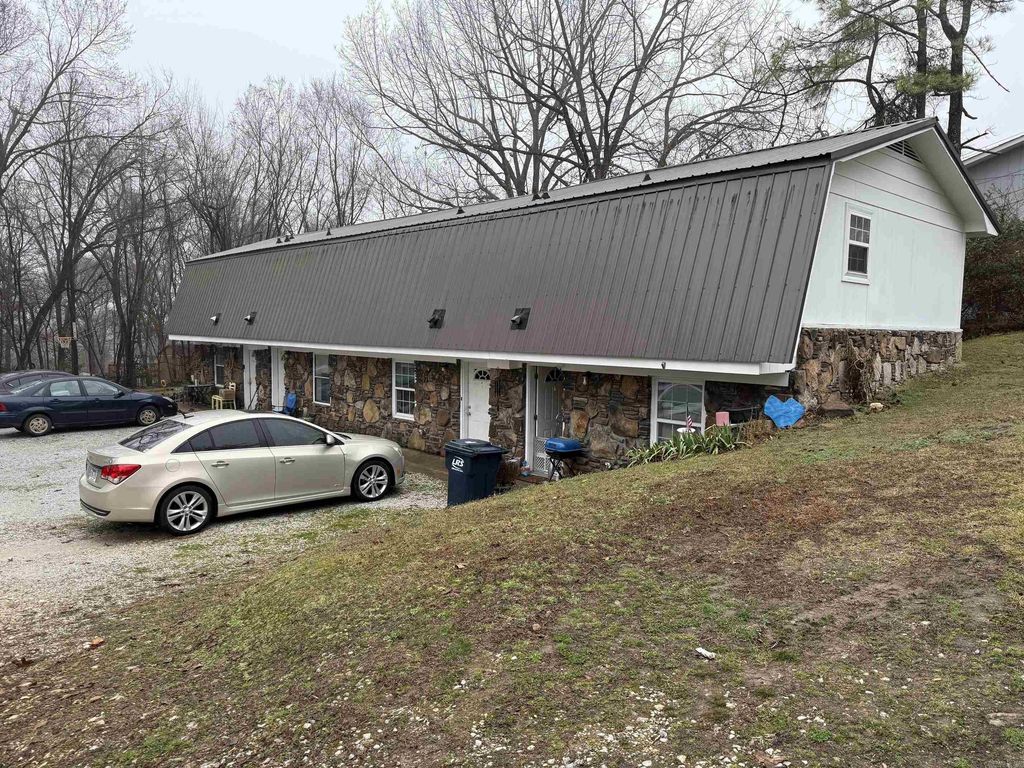 705 N Rowland Street, Harrison, AR 72601