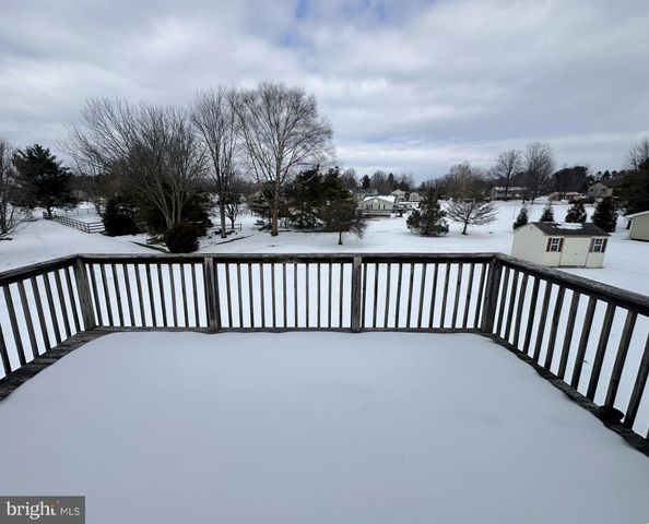 2210 STORMS STORE RD, New Oxford, PA 17350