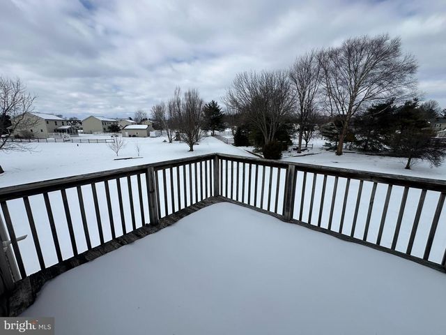 2210 STORMS STORE RD, New Oxford, PA 17350