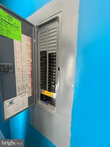 2210 STORMS STORE RD, New Oxford, PA 17350