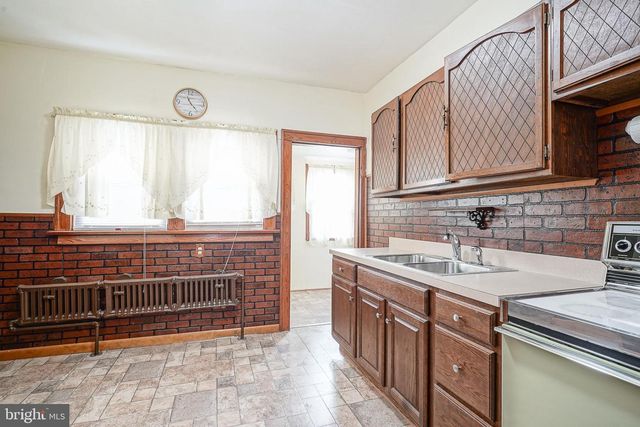 616 BILLINGS AVE, Paulsboro, NJ 08066
