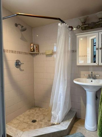 1520 NE 35TH Street 1520, Pompano Beach, FL 33064
