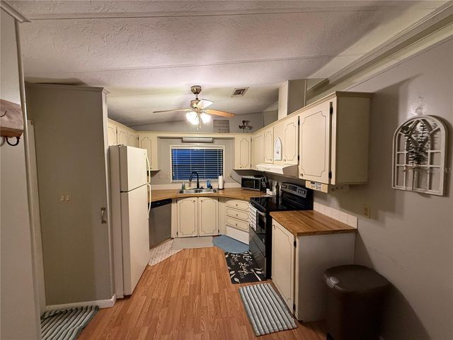 101 CYPRESS ROAD, Wildwood, FL 34785